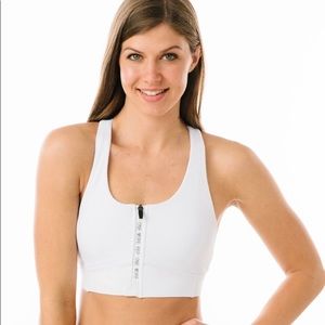 Zyia active white polka dot zip front bra
